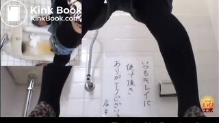 SCAT - Asian girls pooping in the toilet 7