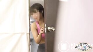 SCAT - Asian girls pooping in the toilet 3