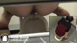 SCAT - Asian girls pooping in the toilet 7