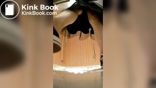 SCAT - Asian girls pooping in the toilet 3