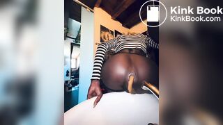 SCAT - Sexy girls Pooping 3