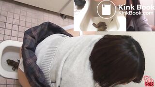 SCAT - Asian girls pooping in the toilet 5