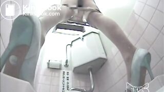 SCAT - Asian girls pooping in the toilet 5