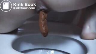 SCAT - Sexy girls Pooping 5