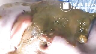 SCAT - Asian girls pooping in the toilet 7