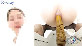 SCAT - Asian girls pooping in the toilet 3