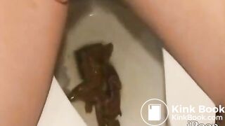 SCAT - Sexy girls Pooping 6