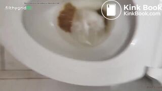SCAT - Hot girls Pooping