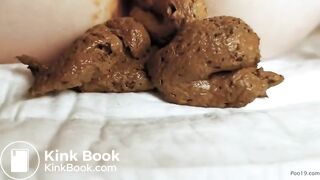 SCAT - Sexy girls Pooping 6