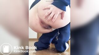 SCAT - Hot girls Pooping