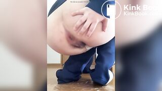 SCAT - Hot girls Pooping