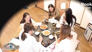 SCAT - Asian girls pooping in the toilet 3