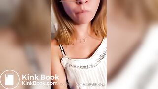 SCAT - Hot girls Pooping