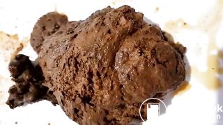 SCAT - Sexy girls Pooping 8