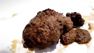 SCAT - Sexy girls Pooping 8