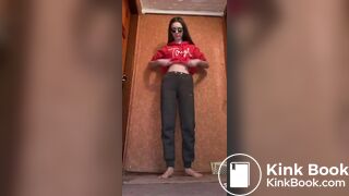 SCAT - Hot girls Pooping