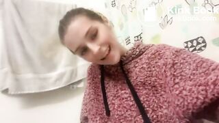 SCAT - Hot girls Pooping