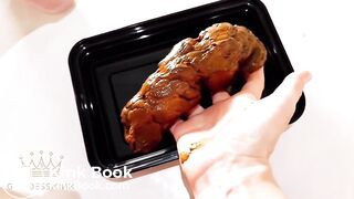 SCAT - Sexy girls Pooping 2