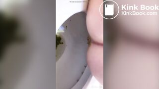 SCAT - Hot girls Pooping