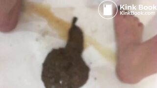 SCAT - Sexy girls Pooping 9