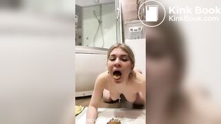 SCAT - Sexy girls Pooping 2