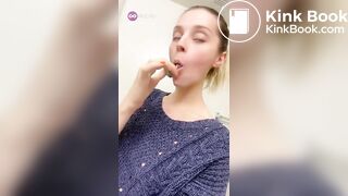 SCAT - Hot girls Pooping