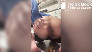 SCAT - Sexy girls Pooping