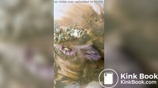 SCAT - Sexy girls Pooping 11