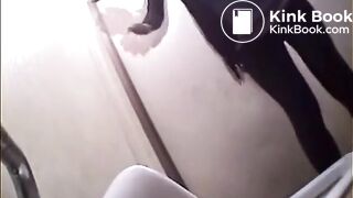 SCAT - Asian girls pooping in the toilet 2