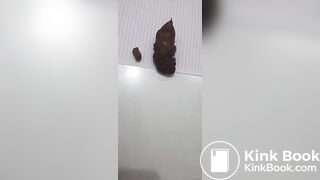 SCAT - Sexy girls Pooping 5