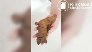 SCAT - Sexy girls Pooping 12