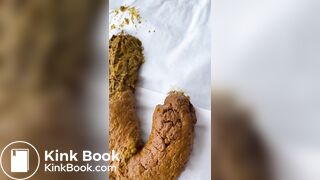 SCAT - Sexy girls Pooping