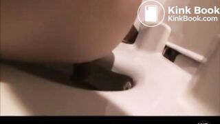 SCAT - Asian girls pooping in the toilet 7