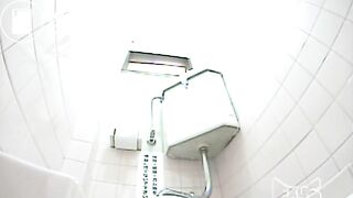 SCAT - Asian girls pooping in the toilet 5