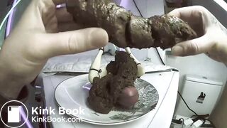 SCAT - Sexy girls Pooping 2