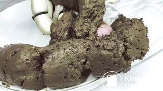 SCAT - Sexy girls Pooping 2