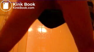 SCAT - Sexy girls Pooping 7