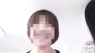 SCAT - Asian girls pooping in the toilet 3