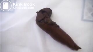 SCAT - Sexy girls Pooping 13