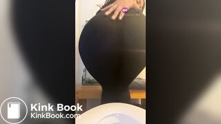SCAT - Sexy girls Pooping 4