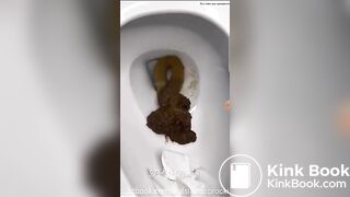 SCAT - Sexy girls Pooping 5