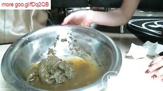 SCAT - Sexy girls Pooping 5
