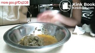 SCAT - Sexy girls Pooping 5