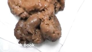 SCAT - Sexy girls Pooping 14