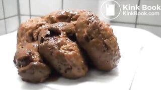 SCAT - Sexy girls Pooping 14