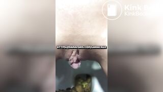 SCAT - Sexy girls Pooping 5