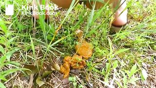 SCAT - Sexy girls Pooping 5