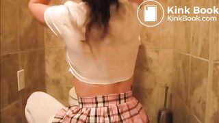 SCAT - Sexy girls Pooping 8