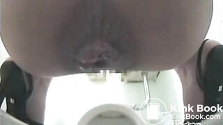 SCAT - Asian girls pooping in the toilet 7