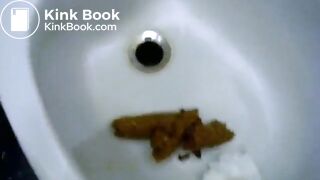 SCAT - Sexy girls Pooping 6
